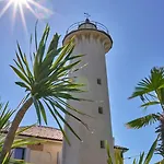 Recently Built Flat With Pool And Balcony Apartman