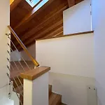아파트 Recently Built Flat With Pool And Balcony
