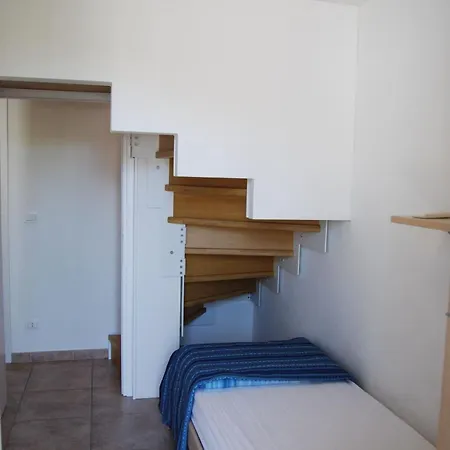 アパート Recently Built Flat With Pool And Balcony *