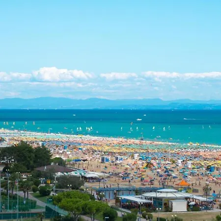 Recently Built Flat With Swimming Pool And Balcony Bibione