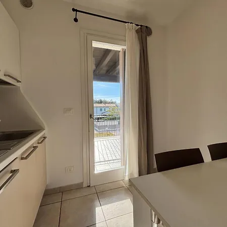 Recently Built Flat With Pool And Balcony Appartamento Bibione