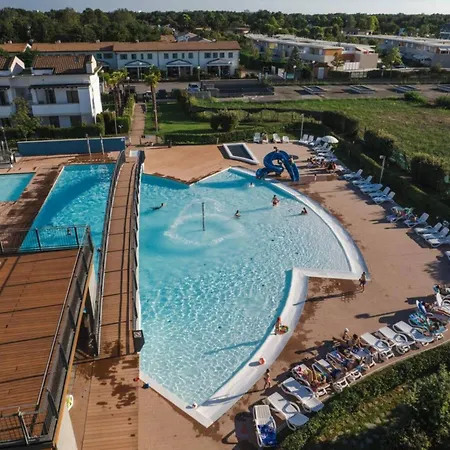 Apartment Recently Built Flat With Pool And Balcony Bibione