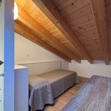 Appartamento Recently Built Flat With Pool And Balcony Bibione