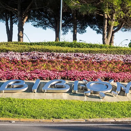 Recently Built Flat With Pool And Balcony Bibione
